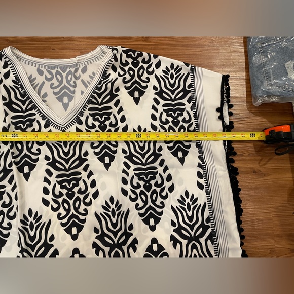 Swim cover up - Picture 7 of 9